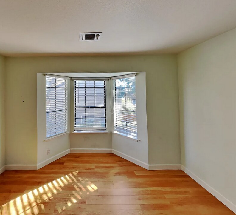 1534 Willard Garden Ct in San Jose, CA - Foto de edificio