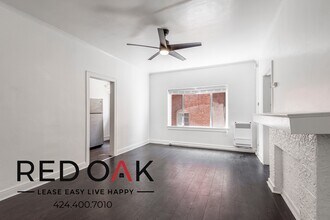 687 Shatto Pl in Los Angeles, CA - Foto de edificio - Building Photo