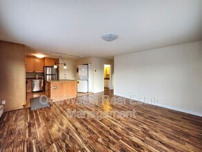 140 Eagle St in Anchorage, AK - Building Photo - Building Photo