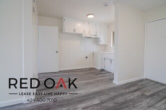 10920 Ramona Blvd in El Monte, CA - Building Photo - Building Photo