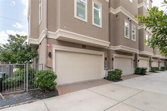 1204 Bartlett St in Houston, TX - Building Photo - Building Photo