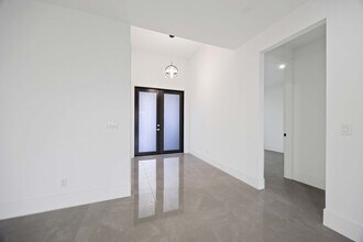 3809 Sunset Rd in Lehigh Acres, FL - Building Photo - Building Photo