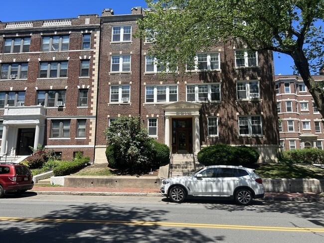 333 Harvard St in Cambridge, MA - Building Photo - Building Photo