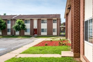 Webster Court Apartments