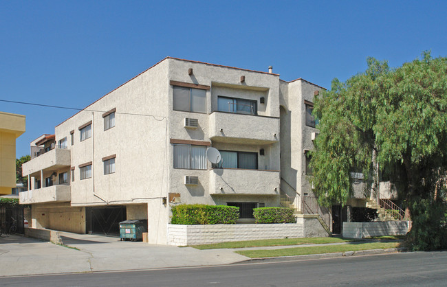 9400 National Blvd in Los Angeles, CA - Building Photo - Building Photo