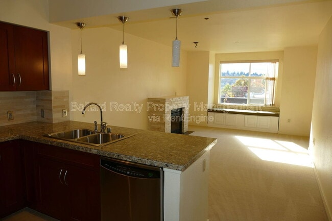 5450 Leary Ave NW in Seattle, WA - Building Photo - Building Photo