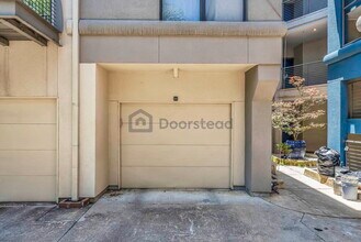 4414 Cedar Springs Rd, Unit Apt 121 in Dallas, TX - Building Photo - Building Photo