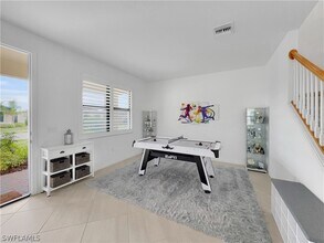 3319 Menores Wy in Ft. Myers, FL - Building Photo - Building Photo