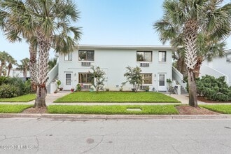 1901 First St in Neptune Beach, FL - Building Photo - Building Photo
