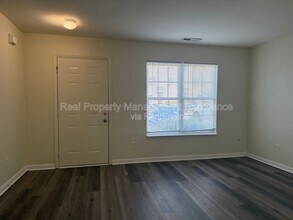 16 Red Ln in Raleigh, NC - Building Photo - Building Photo