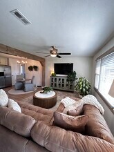 4214 Englewood Blvd in Johnson City, TN - Foto de edificio - Building Photo