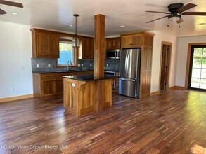 21 Highland St in Millerton, NY - Building Photo - Building Photo