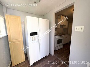 1020 Lakewood St in Pittsburgh, PA - Building Photo - Building Photo