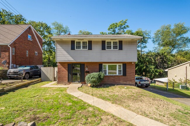 11671 Althea Dr in Pittsburgh, PA - Building Photo - Building Photo