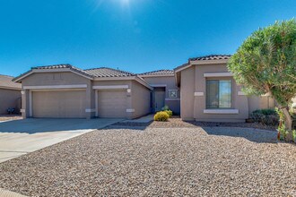 3279 E Bridgeport Pkwy in Gilbert, AZ - Building Photo - Building Photo