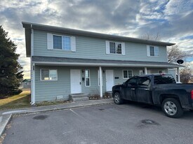 304 Stiles Ave in Belgrade, MT - Building Photo