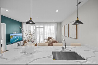 2342 W Adams St in Chicago, IL - Building Photo - Building Photo