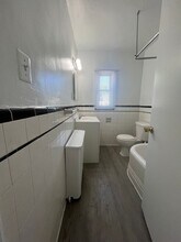 220 Allison St NW, Unit 206 in Washington, DC - Building Photo - Building Photo