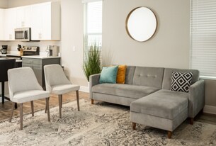 2126 W Spruce St in Tampa, FL - Building Photo