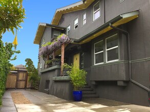 857 53rd St, Unit B in Oakland, CA - Foto de edificio - Building Photo