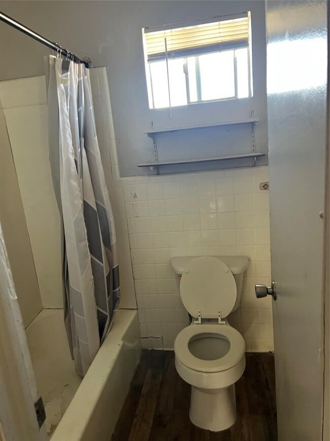 property at 1020 S Rock Island Ave