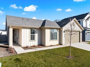 9030 W Bowie St in Star, ID - Building Photo - Building Photo