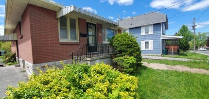 368 Dufferin Av in Belleville, ON - Building Photo - Building Photo