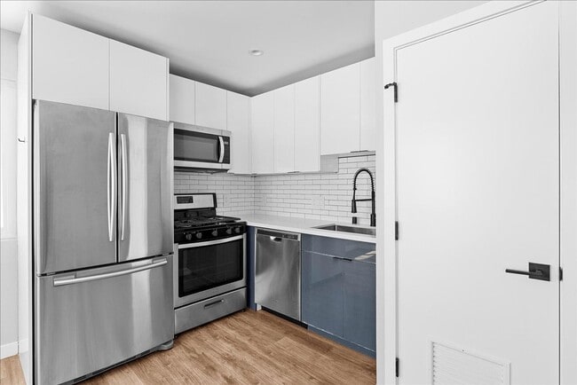 941 Normandie Ave in Los Angeles, CA - Building Photo - Building Photo