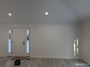 15 Finch Run in Avon, CT - Building Photo - Building Photo