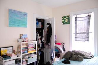 14A Cottage Ave, Unit 2 in Somerville, MA - Foto de edificio - Building Photo