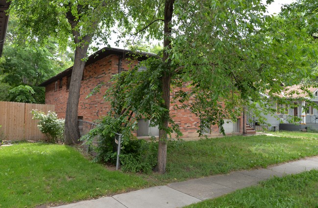 814 Kimbark St in Longmont, CO - Building Photo - Building Photo