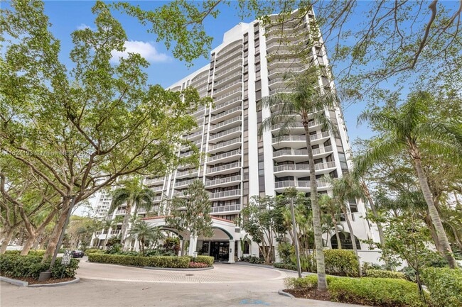 property at 3640 Yacht Club Dr