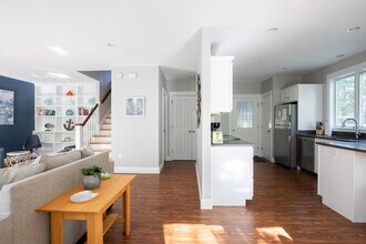 385 Goose Rocks Rd in Kennebunkport, ME - Building Photo - Building Photo
