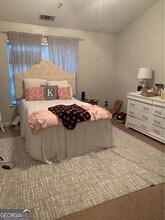 1035 Barnett Shoals Rd in Athens, GA - Building Photo - Building Photo