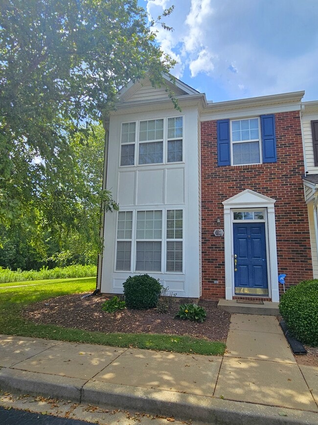 127 Cirrus Ct in Greer, SC - Building Photo - Building Photo