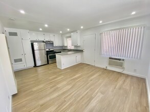 144 S Westmoreland Ave in Los Angeles, CA - Building Photo - Building Photo