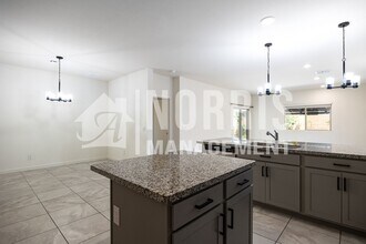 960 E Cactus Wren Dr in Casa Grande, AZ - Building Photo - Building Photo