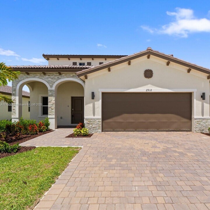 2912 SE 23rd Ave in Homestead, FL - Building Photo