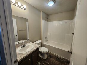 5 Starling Hill Dr in Orion Township, MI - Building Photo - Building Photo