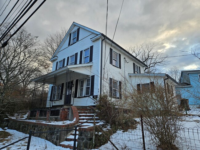 241 Main St in Cold Spring, NY - Building Photo - Building Photo