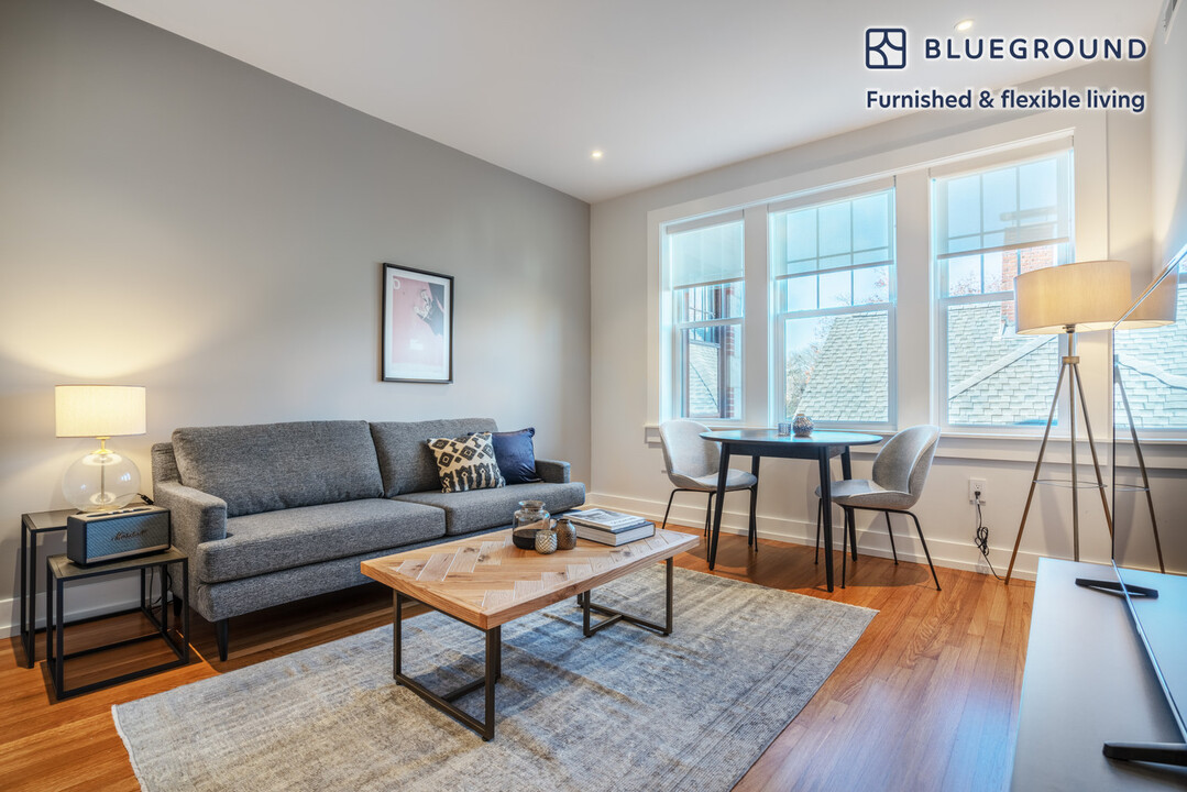 17 Forest St, Unit FL3-ID185 in Cambridge, MA - Building Photo
