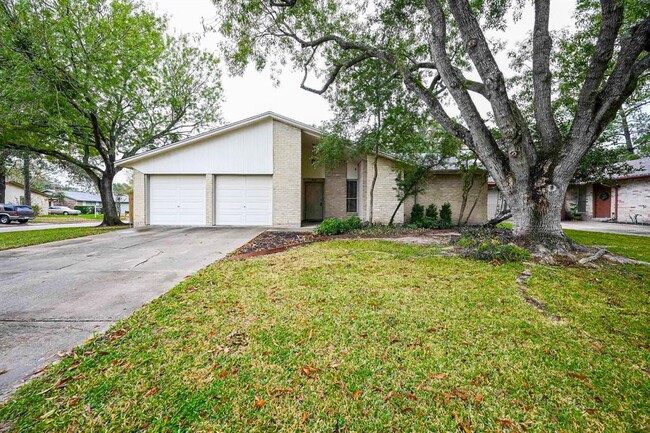 14403 Cypress Leaf Dr