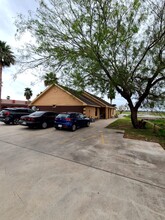 2000 Circle Dr, Unit 16 in Mission, TX - Building Photo - Building Photo