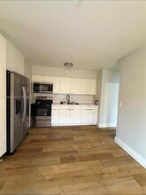 706 S F St in Lake Worth Beach, FL - Building Photo - Building Photo