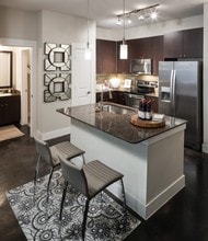 Lakeside Urban Center in Irving, TX - Foto de edificio - Interior Photo