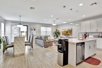 9517 Glider Wy in Boca Raton, FL - Building Photo - Building Photo
