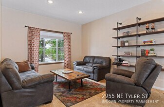 2955 NE Tyler St in Minneapolis, MN - Building Photo - Building Photo