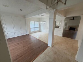 8320 Mountainview Dr in Dallas, TX - Building Photo - Building Photo