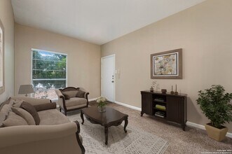 1819 Babcock Rd in San Antonio, TX - Building Photo - Building Photo