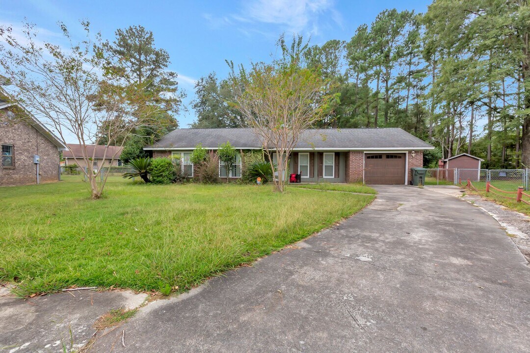 412 Fox Hunt Rd in Goose Creek, SC - Building Photo